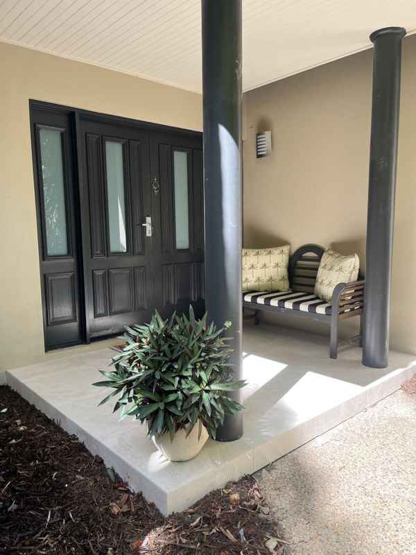 The Palms b