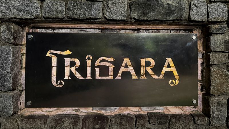 51 Trisara Sign Night Highlight (3919) (Custom Edit)