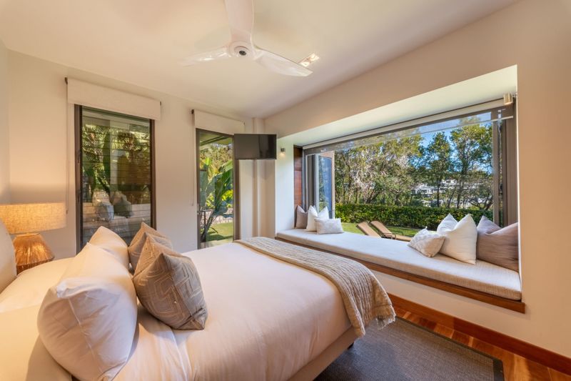 49 South Bedroom Window Open (9688) (Warmer)